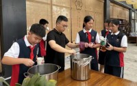 杭州多所学校因台风“普拉桑”调整放学及晚自习安排