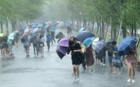 大风暴雨即将席卷安徽,多地预警升级,局部地区面临强降雨挑战