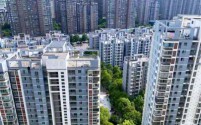 合肥包河区万振逍遥苑，东边户，楼王，9层洋房，127平，3室2厅2卫，163万