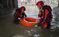 福建紧急行动,成功转移30.42万名群众应对台风“格美”