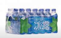 冰露瓶装水销量暴跌38.3%，1元定价策略失效引网友热议