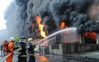 湖南吉首一小区凌晨火灾致伤，官方辟谣天然气爆炸